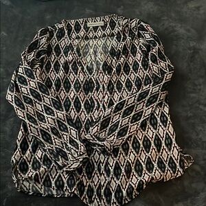 Patterned Black and White Women's Top